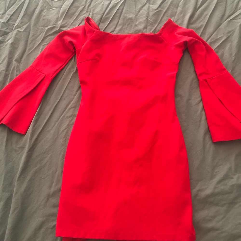 Lulus off the shoulder dress - Picture 4 of 4